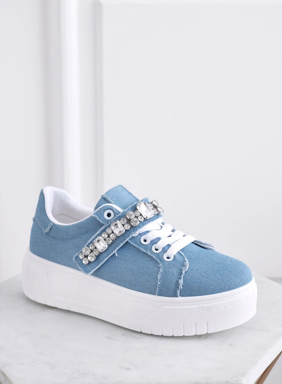 ABEL - Sneakers blu jeans con fascia in strass