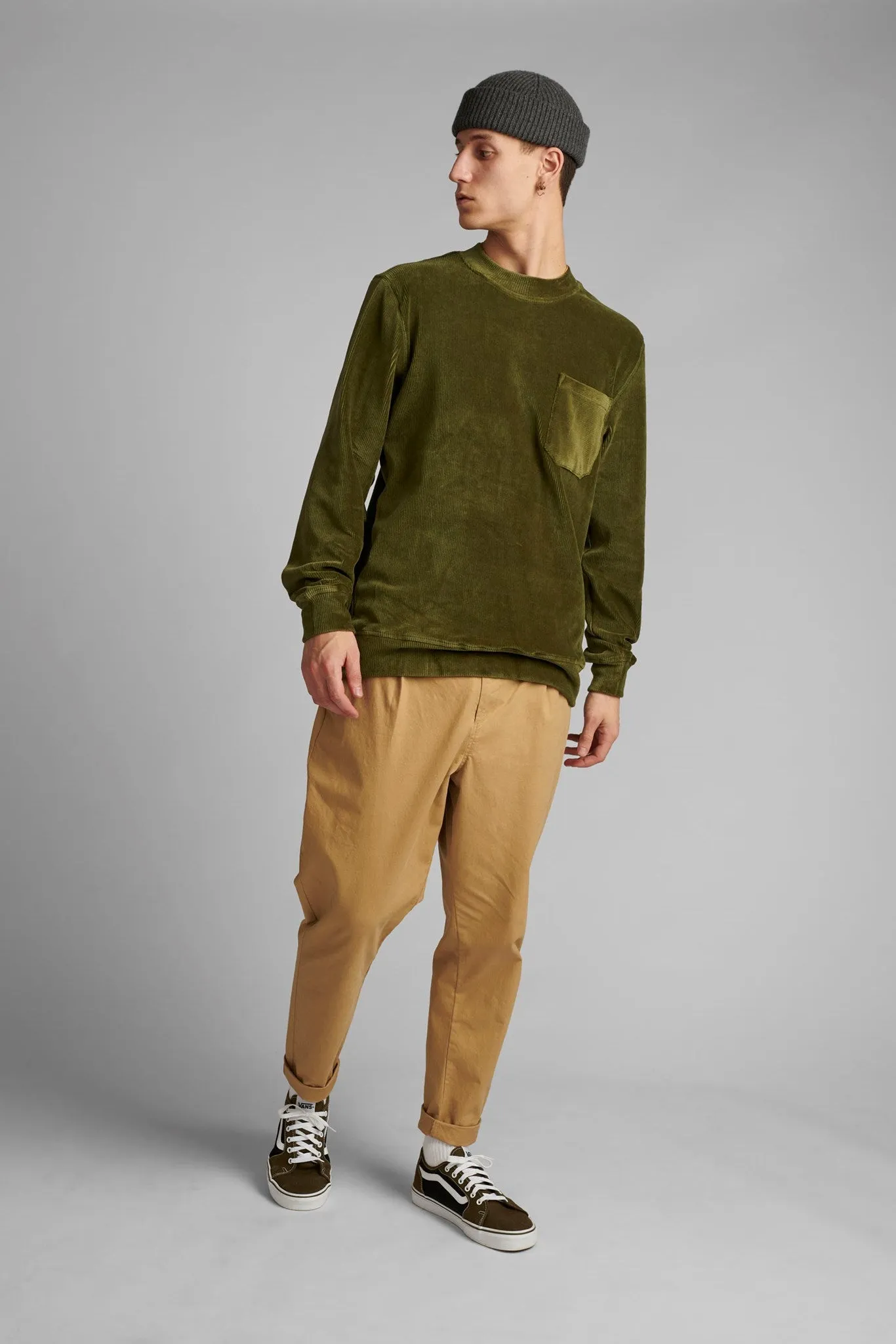 Corduroy Sweatpants in Cypress Green - Arthur