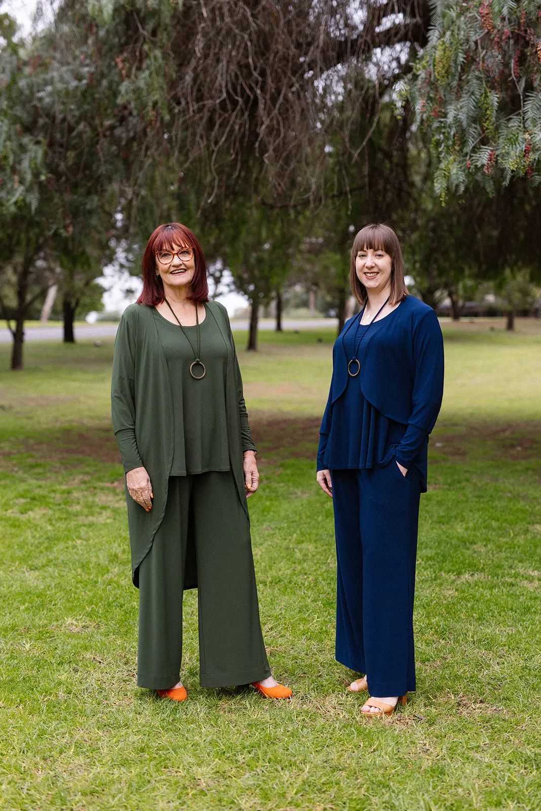 AQUILA Wide Leg Pant in Navy Allure