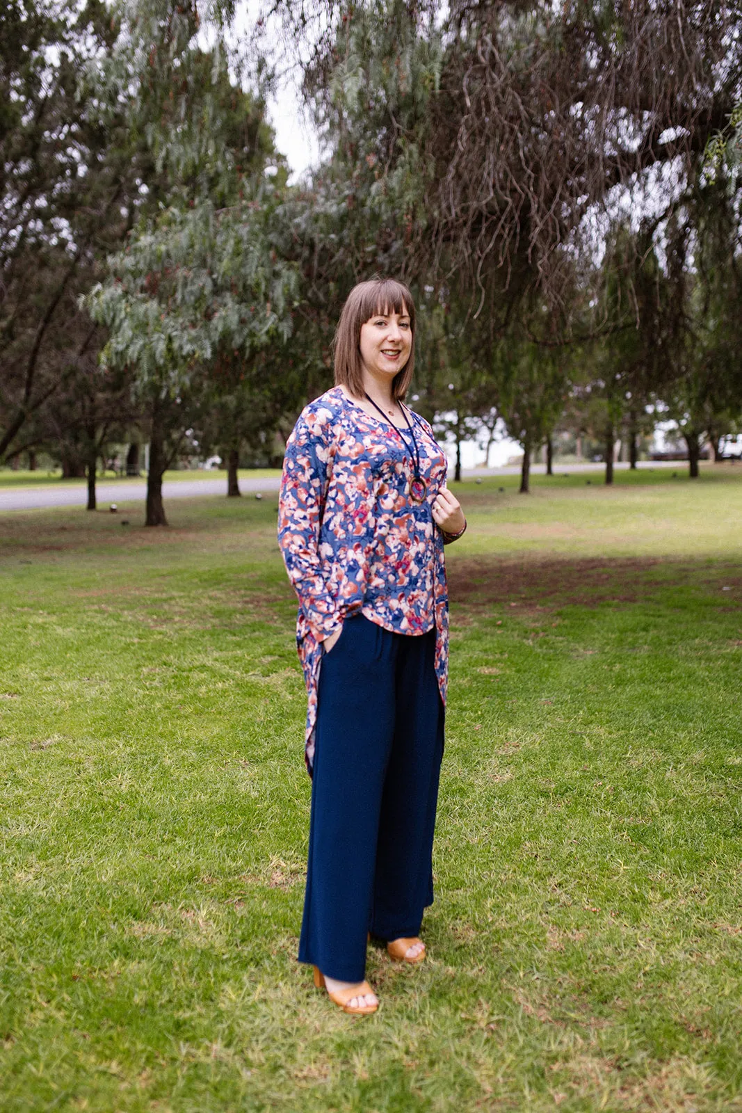 AQUILA Wide Leg Pant in Navy Allure