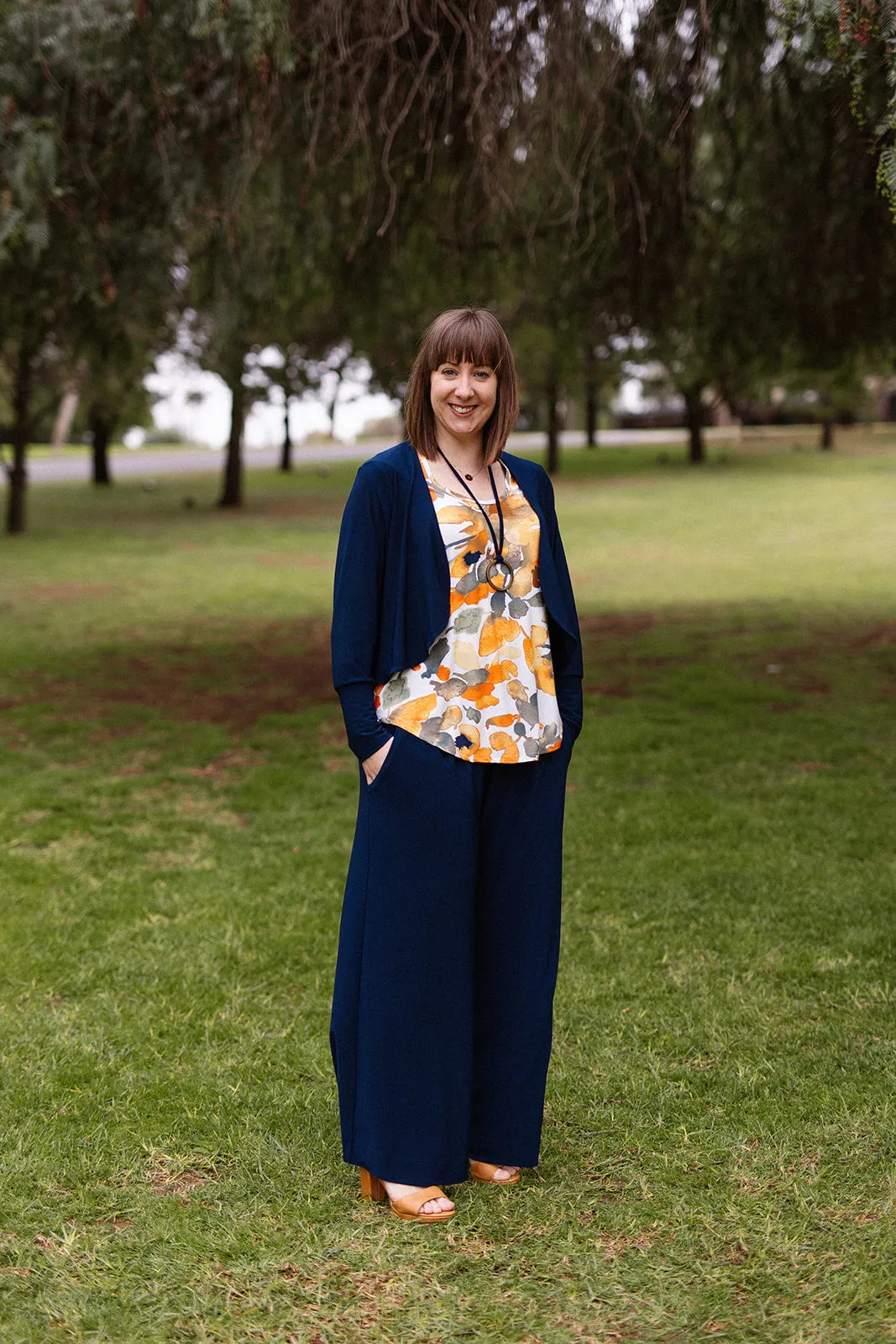 AQUILA Wide Leg Pant in Navy Allure