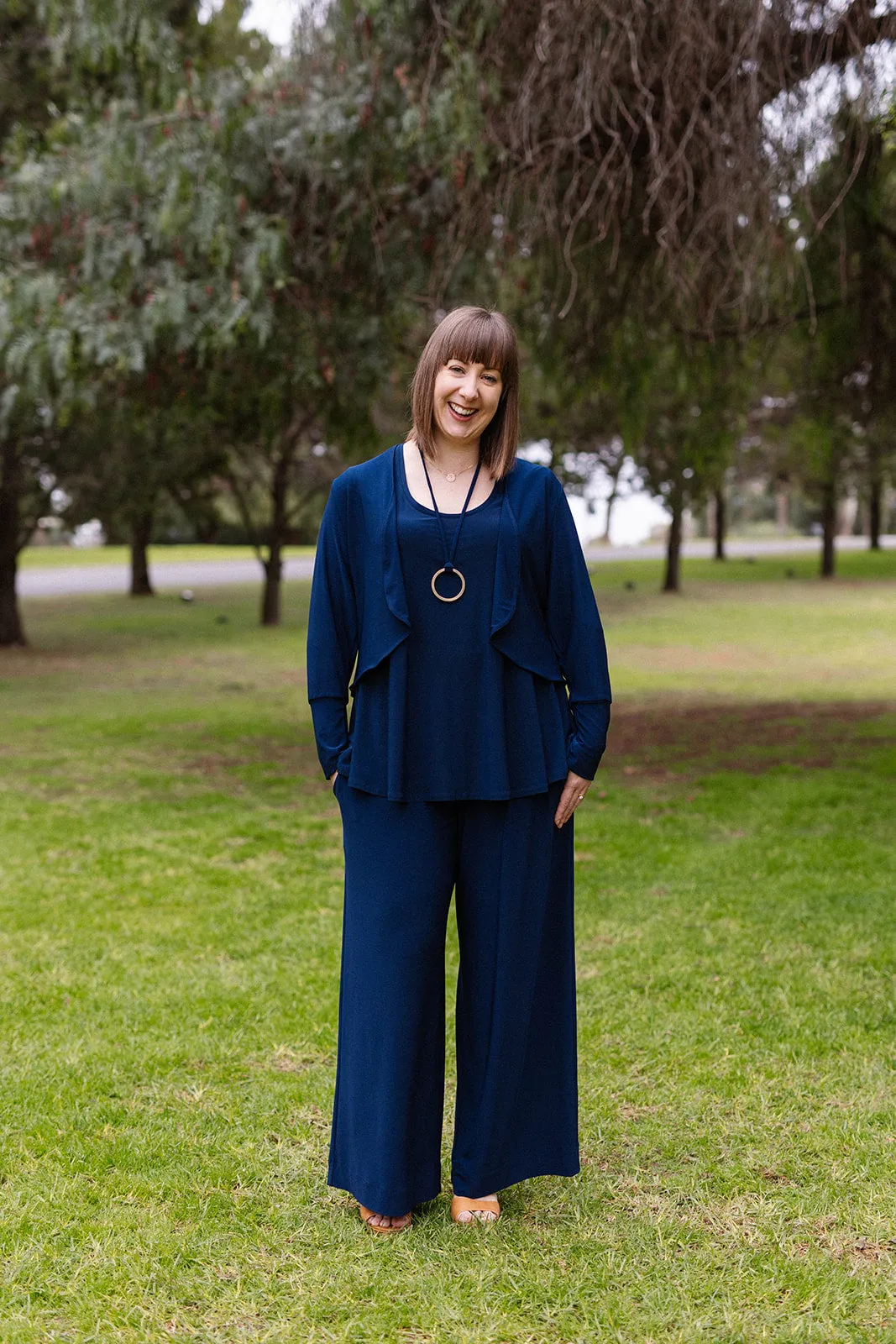 AQUILA Wide Leg Pant in Navy Allure