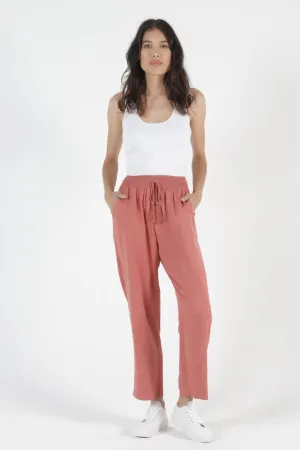 Betty Basics Ripley Pants in Rosa