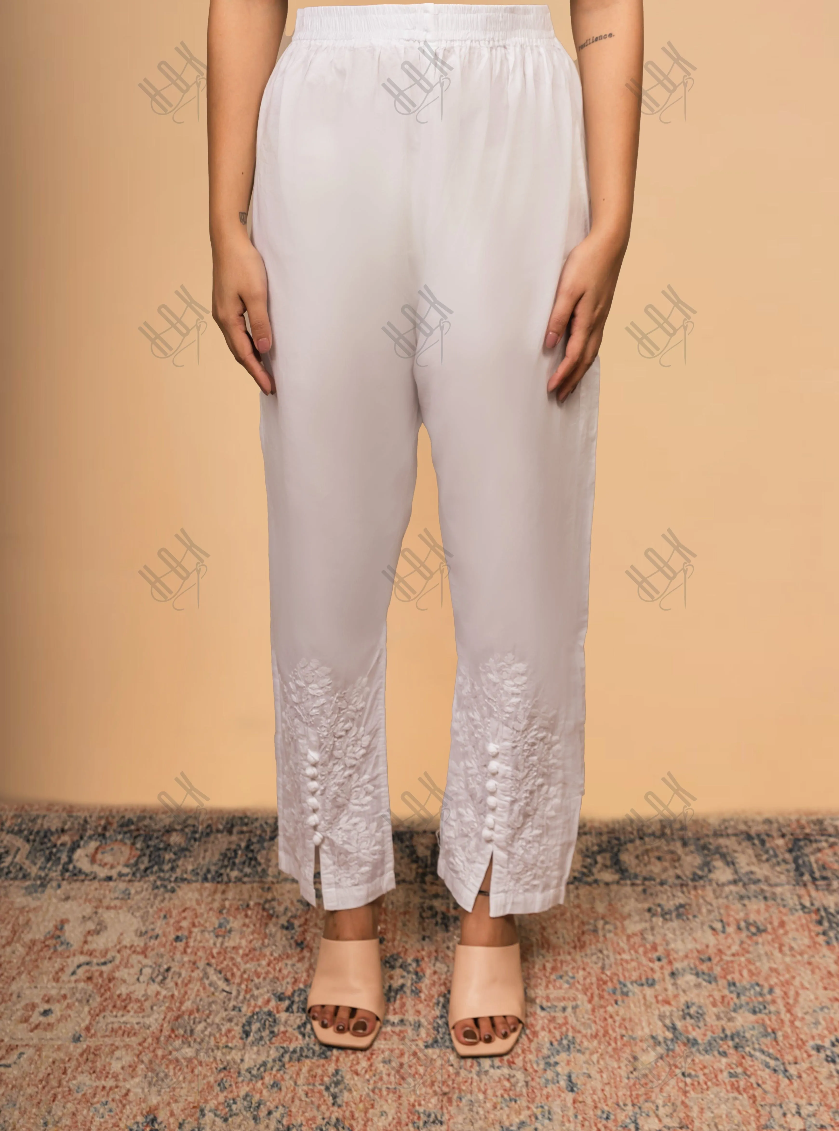 Fizaa Chikankari Cotton Pants with Button