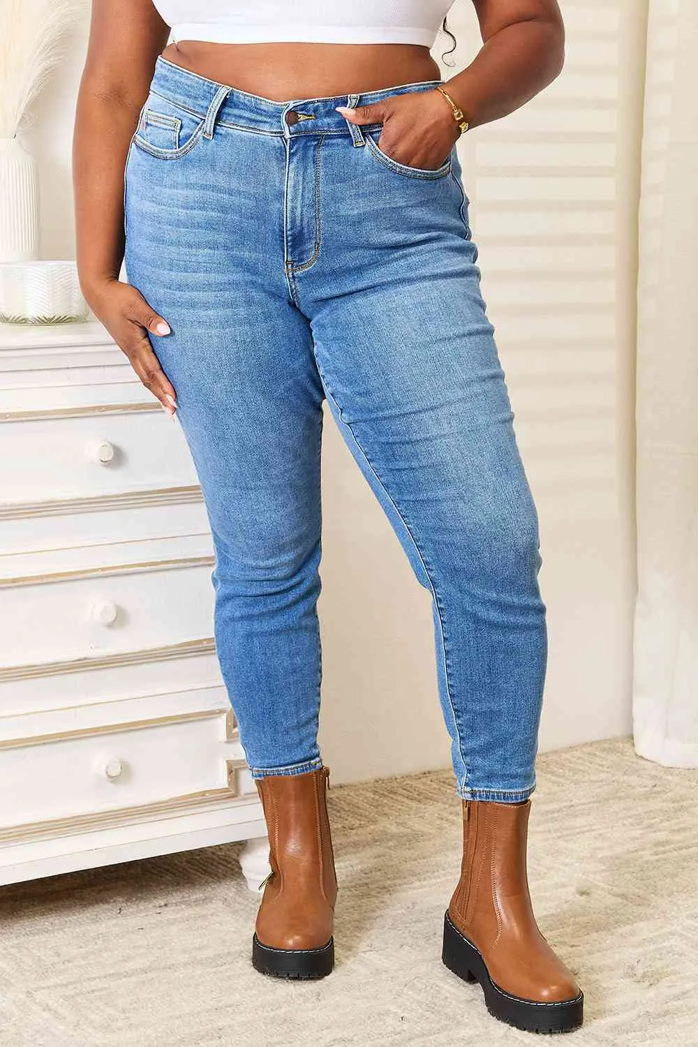 Judy Blue Full Size High Waist Skinny Jeans