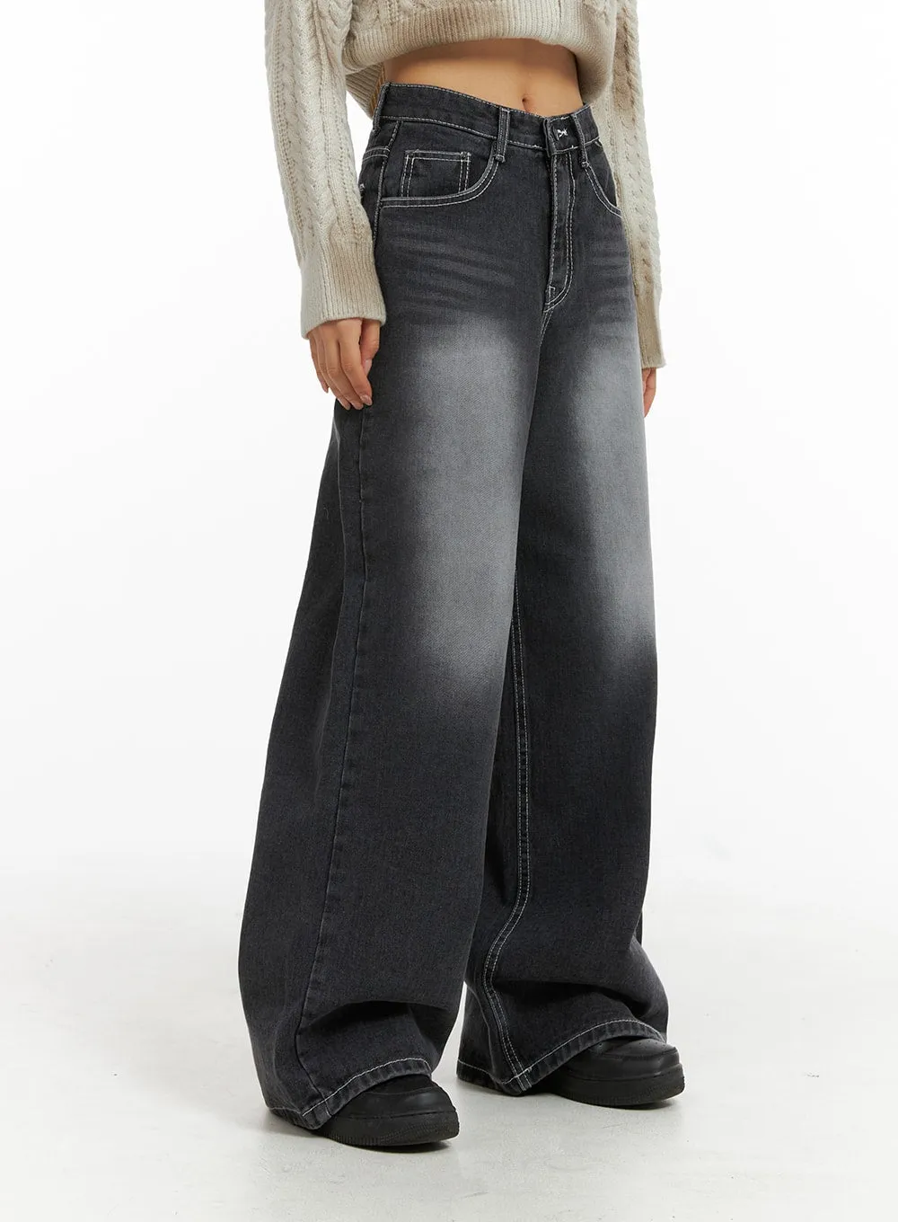 Mid Waist Washed Button Wide Leg Jeans CJ409