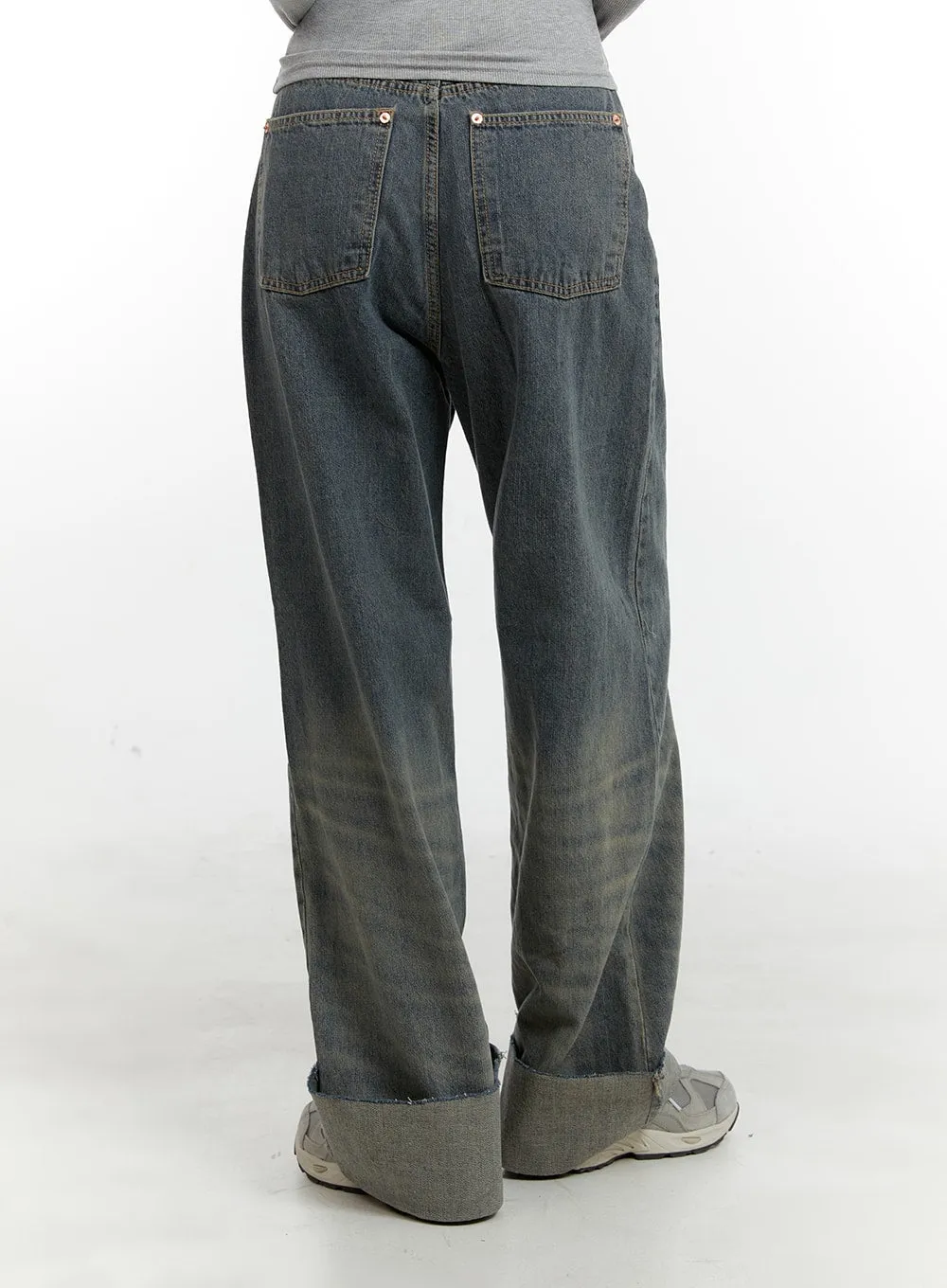 Washed Straight Leg Roll-Up Jeans CA401